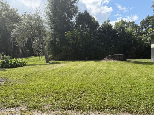662 N Volusia Avenue, Pierson, FL 32180