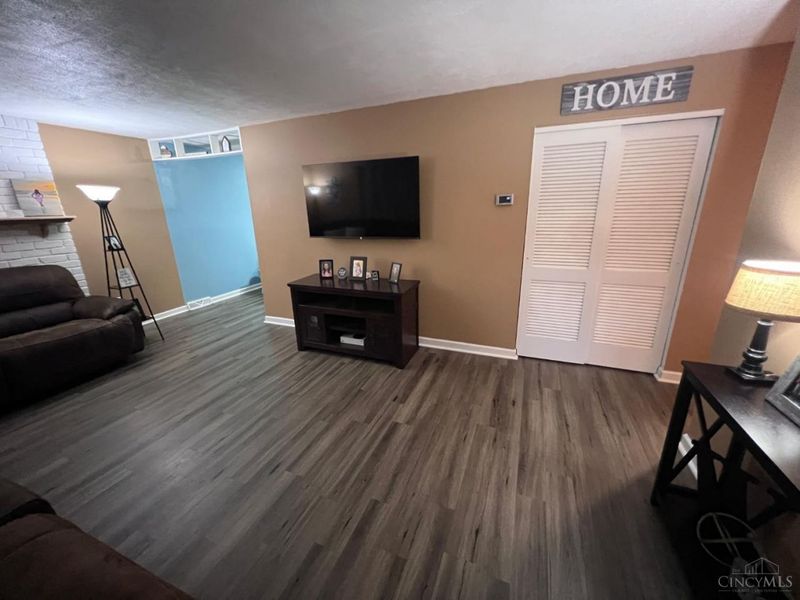 7025 Olentangy Lane, Newtown, OH 45244 Photo 10