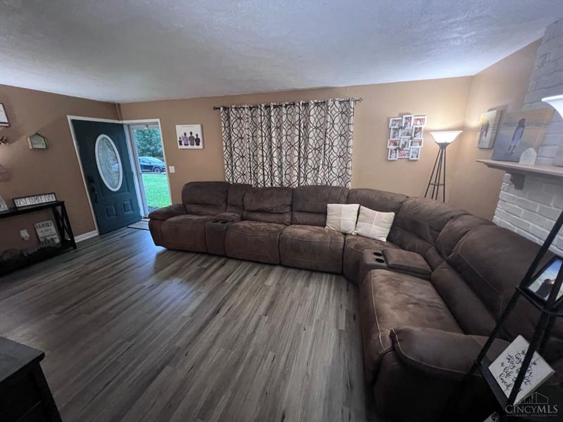 7025 Olentangy Lane, Newtown, OH 45244 Photo 9