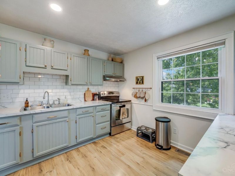 325 S Elm Street, Harrison, OH 45030 Photo 9