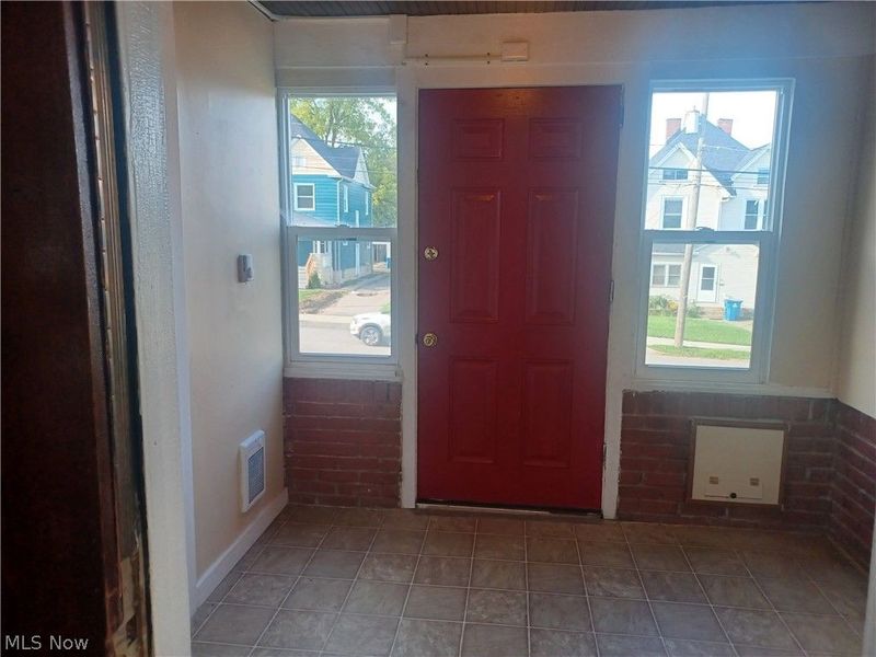 148 Elm Street, Struthers, OH 44471 Photo 2