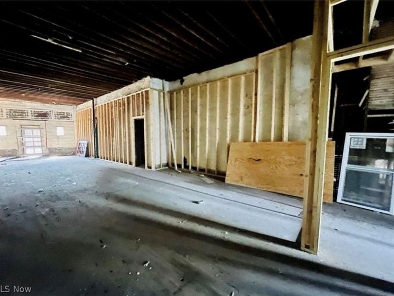 12103 Kinsman Road, Cleveland, OH 44120 Photo 8
