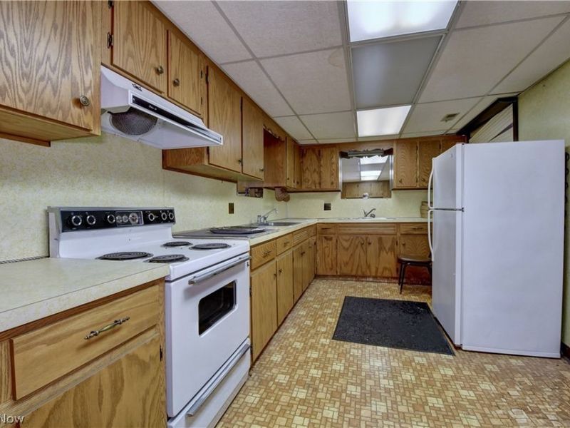 356 5th Street SW, Strasburg, OH 44680 Photo 5