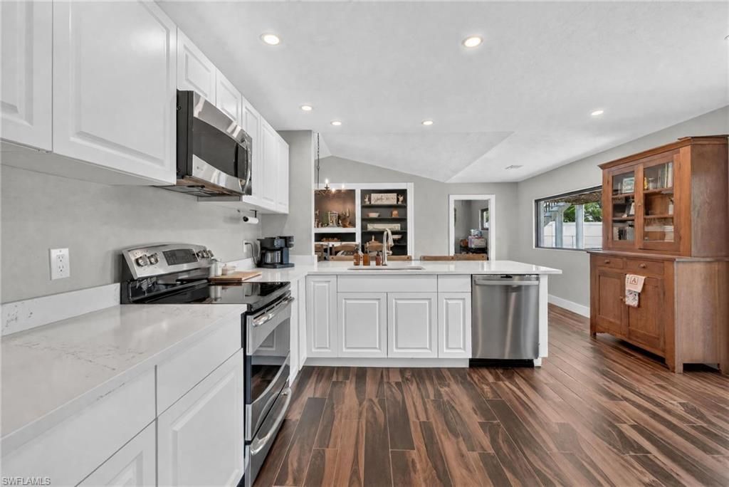 620 Hickory Rd , Naples, FL 34108 Photo