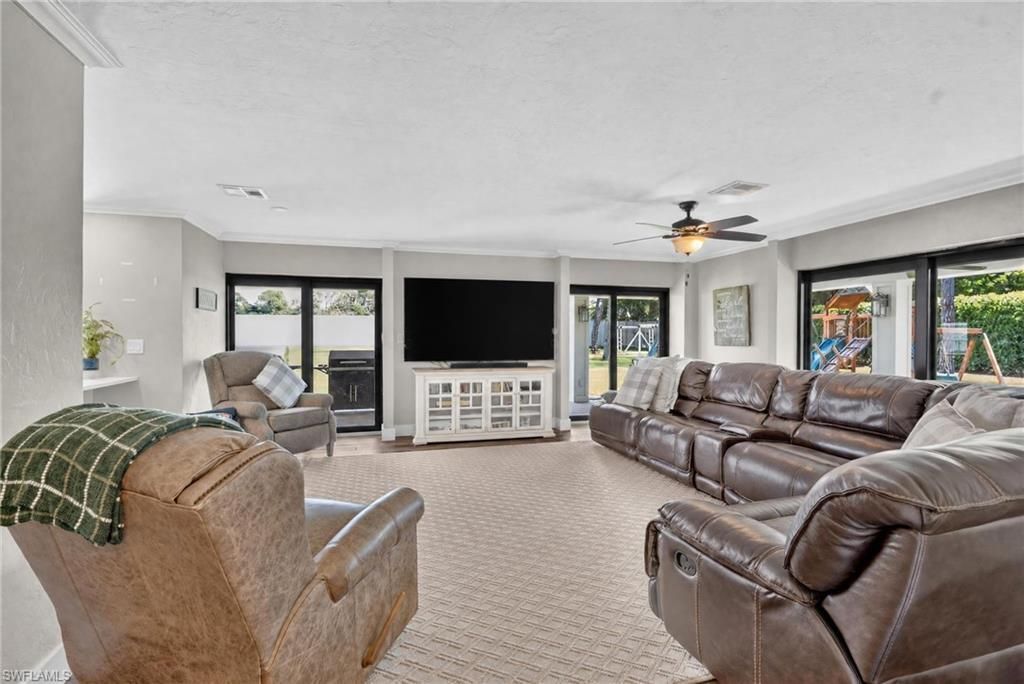 620 Hickory Rd , Naples, FL 34108 Photo