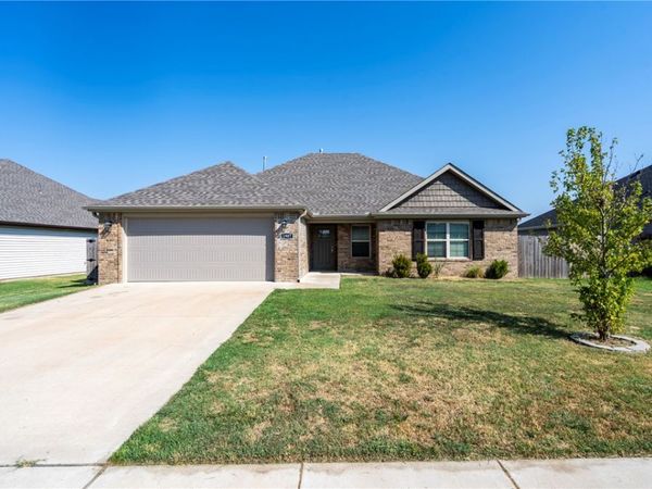 1907 Hudson Drive , Siloam Springs, AR 72761