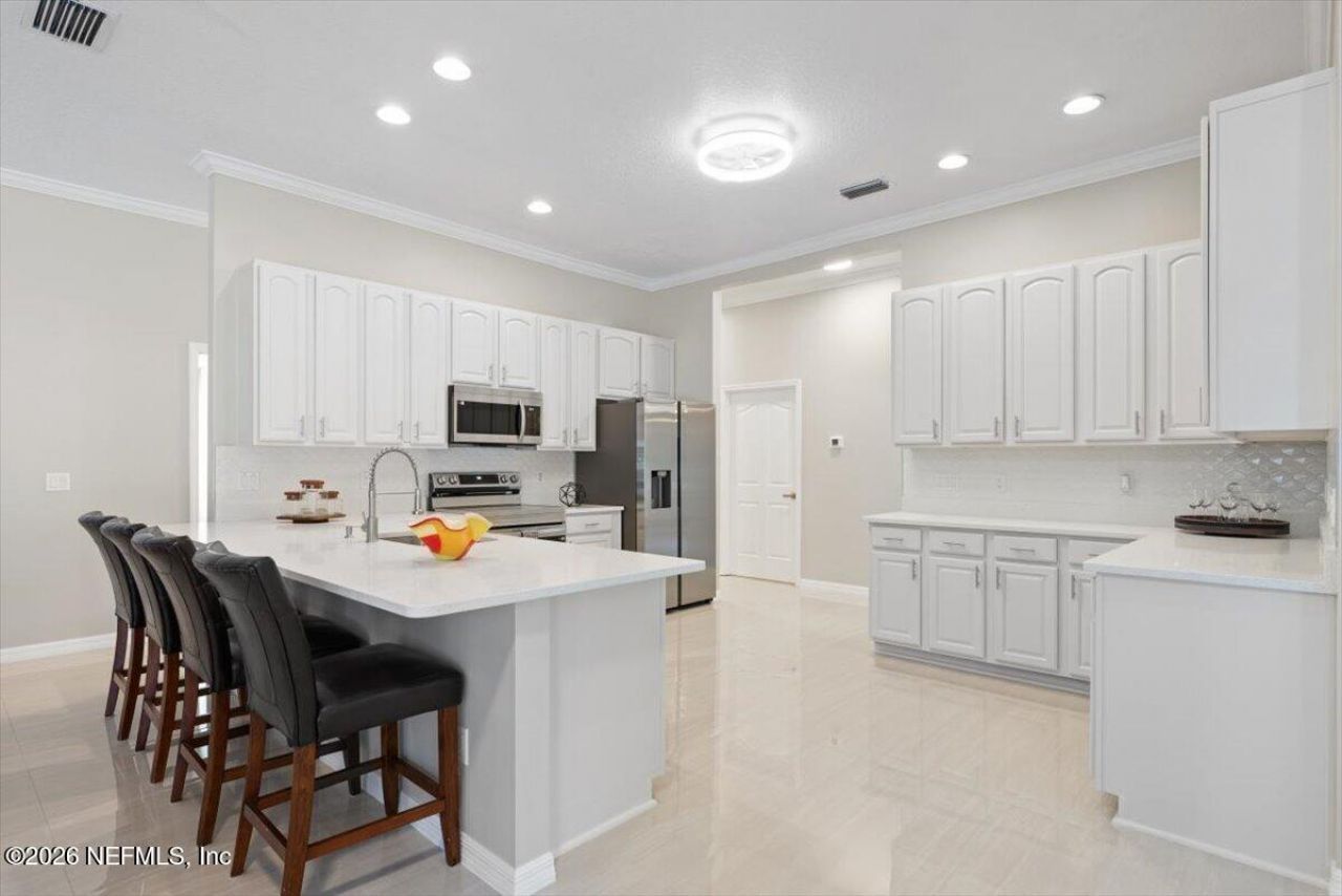 9227 Chandler Oaks Court, Jacksonville, FL 32221 Photo
