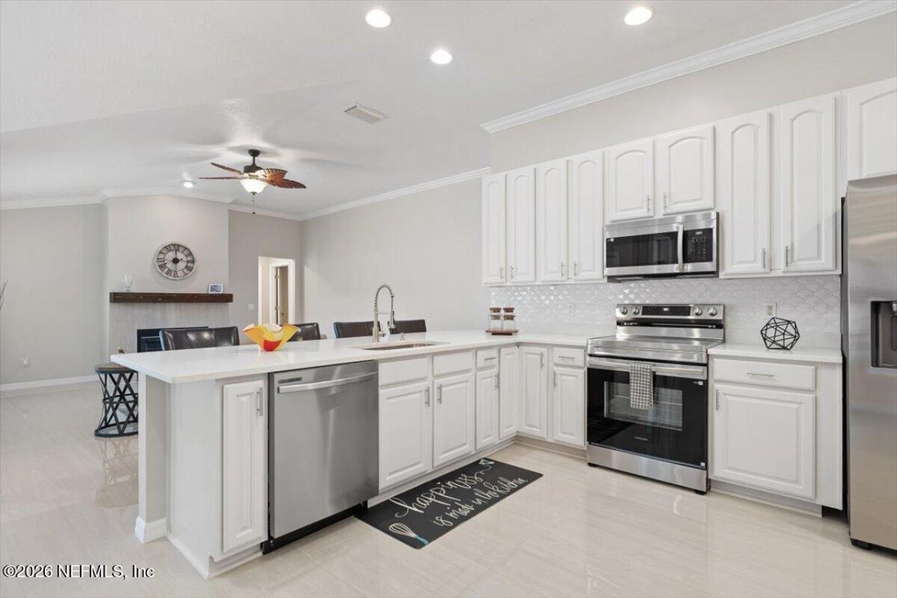 9227 Chandler Oaks Court, Jacksonville, FL 32221 Photo