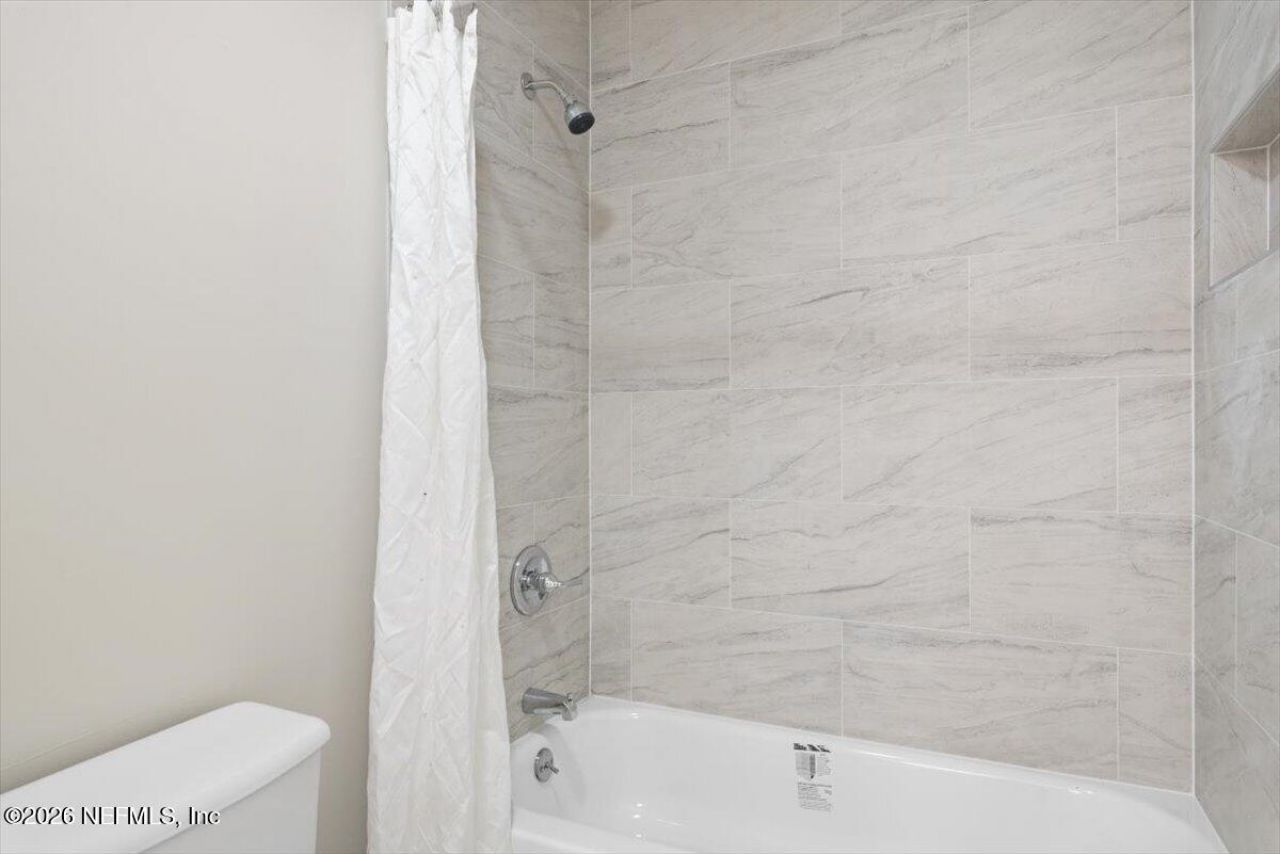 9227 Chandler Oaks Court, Jacksonville, FL 32221 Photo