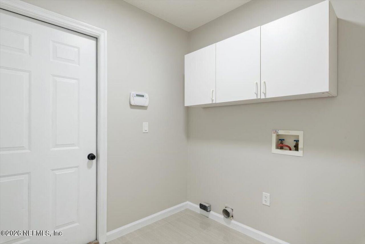 9227 Chandler Oaks Court, Jacksonville, FL 32221 Photo