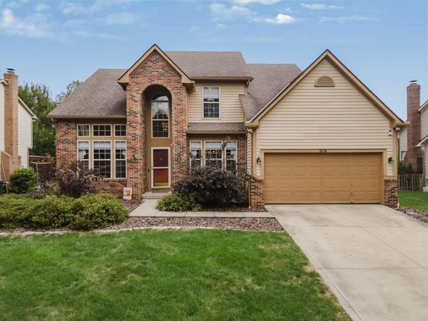 976 Karlslyle Drive , Columbus, OH 43228