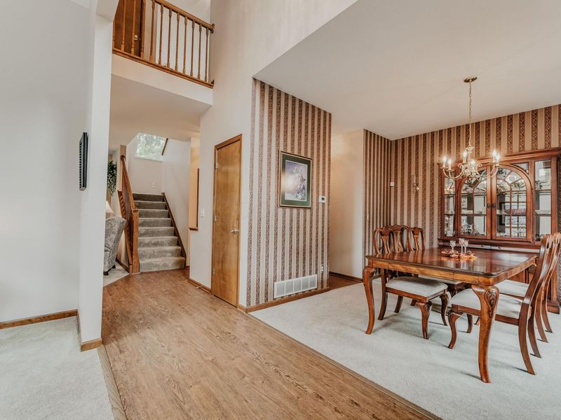 976 Karlslyle Drive, Columbus, OH 43228 Photo 11