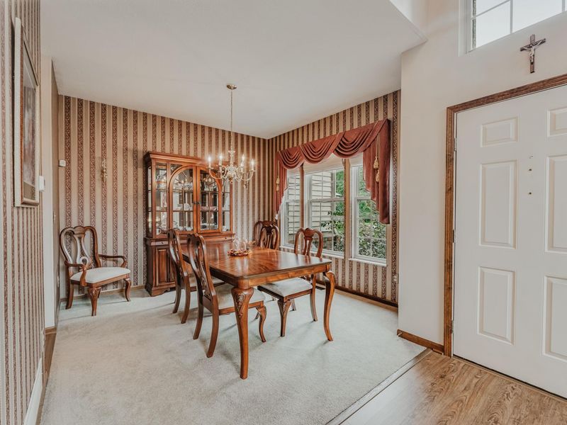 976 Karlslyle Drive, Columbus, OH 43228 Photo 14