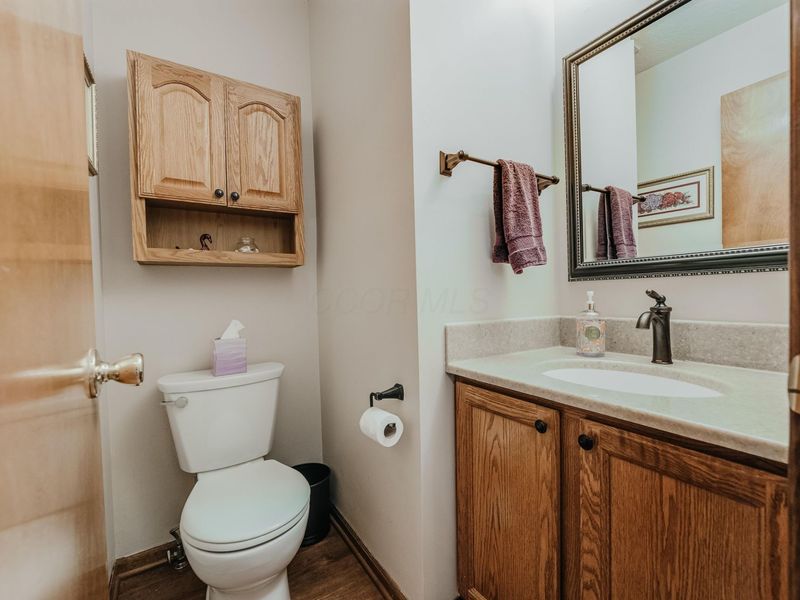 976 Karlslyle Drive, Columbus, OH 43228 Photo 19