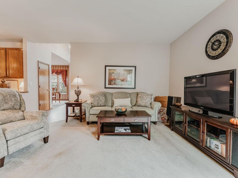 976 Karlslyle Drive, Columbus, OH 43228 Photo 32