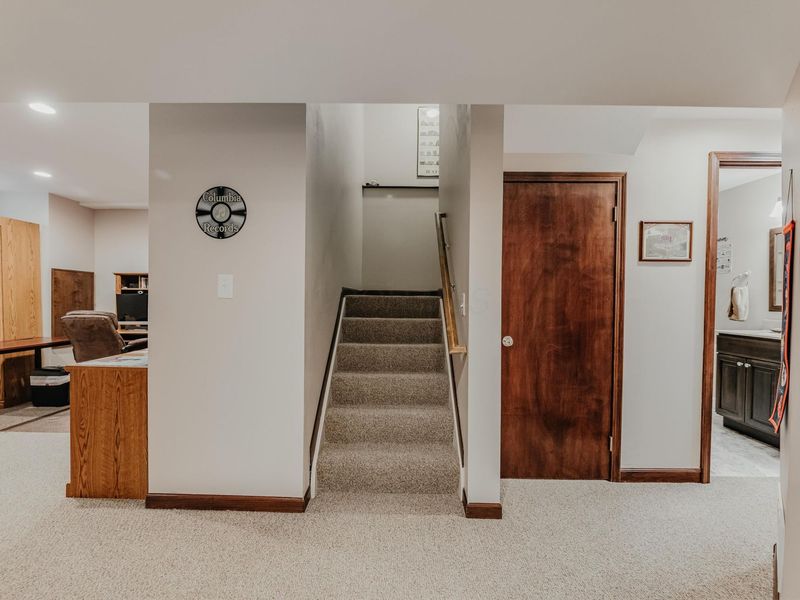 976 Karlslyle Drive, Columbus, OH 43228 Photo 55