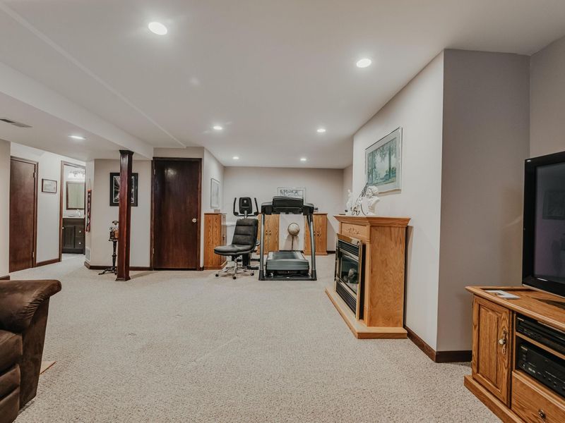 976 Karlslyle Drive, Columbus, OH 43228 Photo 60