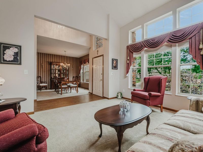 976 Karlslyle Drive, Columbus, OH 43228 Photo 9