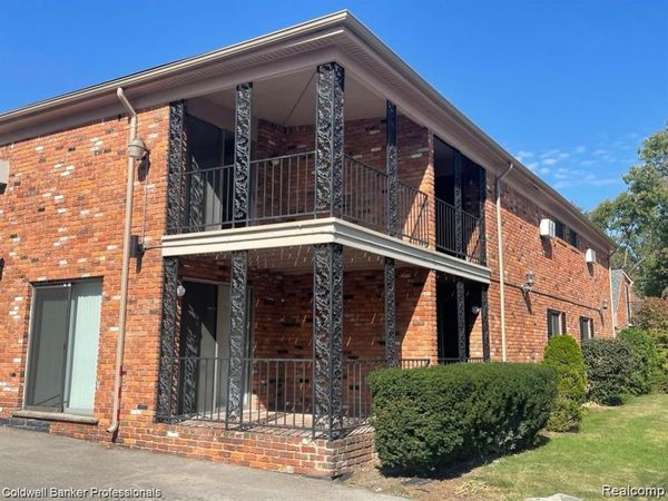 620 E Lincoln Avenue , Unit 10, Royal Oak, Mi 48067