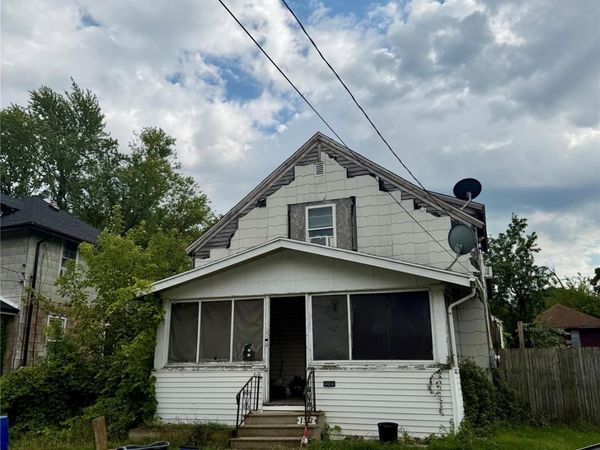 132 Bruce Street , Flint, Mi 48503