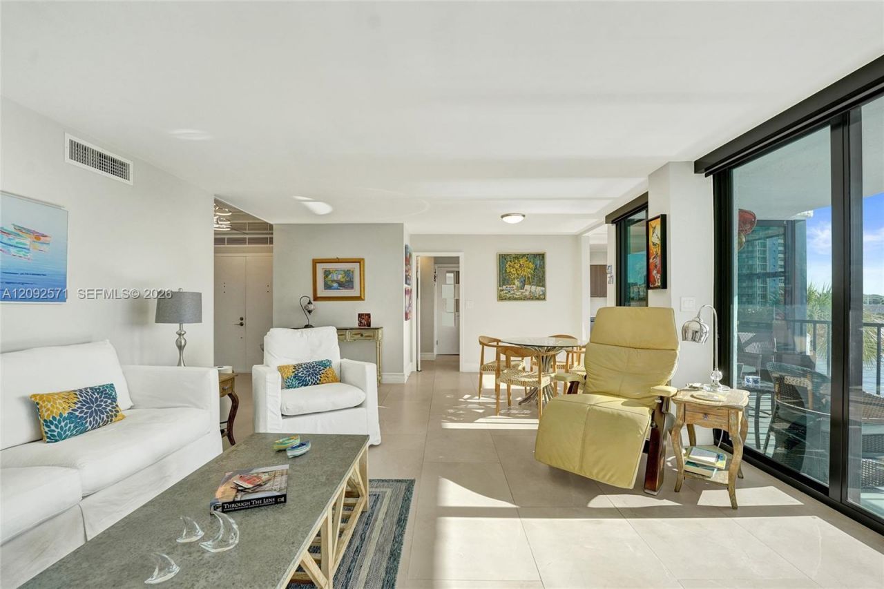 936 Intracoastal Dr , Unit 4F, Fort Lauderdale, FL 33304 Photo