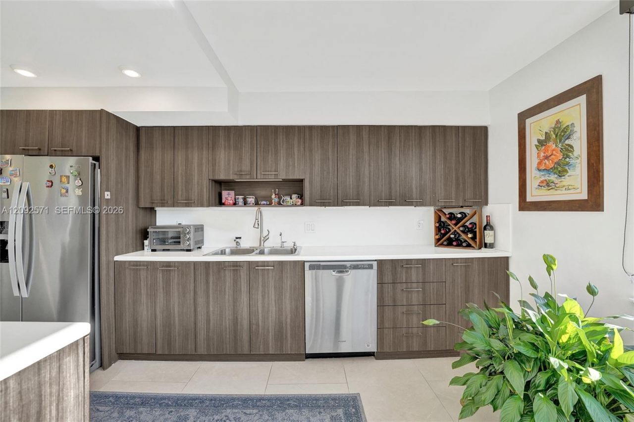 936 Intracoastal Dr , Unit 4F, Fort Lauderdale, FL 33304 Photo