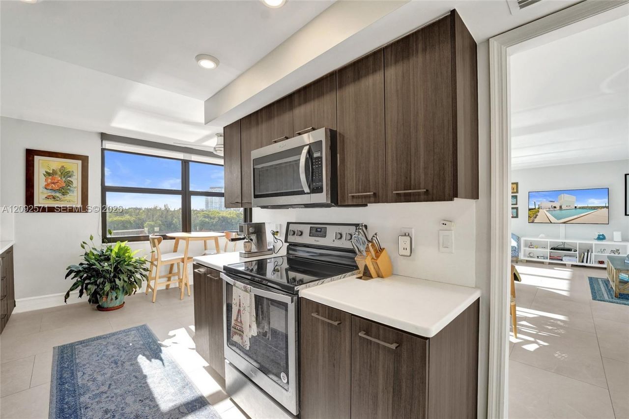 936 Intracoastal Dr , Unit 4F, Fort Lauderdale, FL 33304 Photo