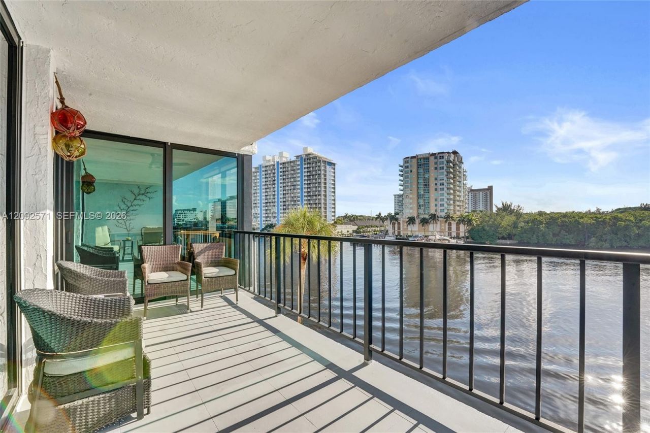 936 Intracoastal Dr , Unit 4F, Fort Lauderdale, FL 33304 Photo