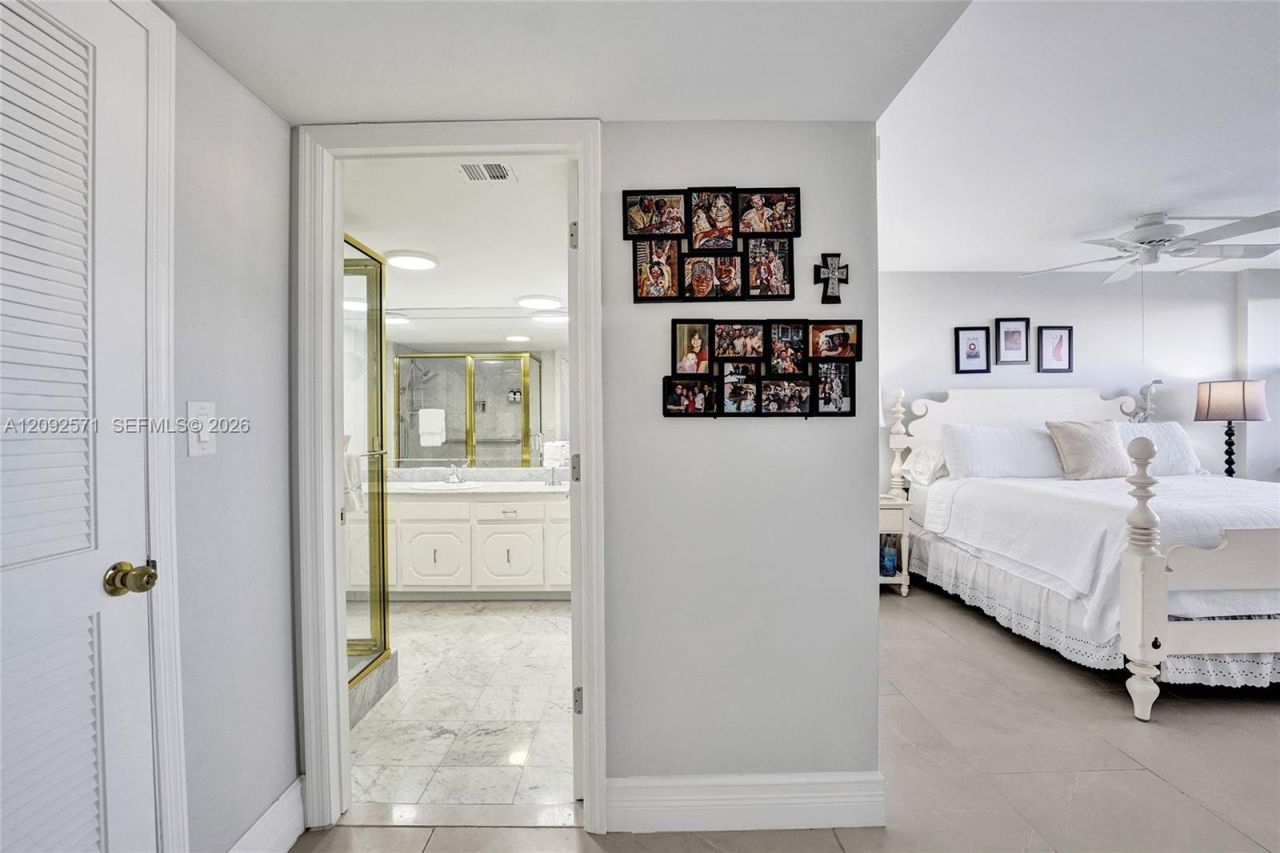 936 Intracoastal Dr , Unit 4F, Fort Lauderdale, FL 33304 Photo