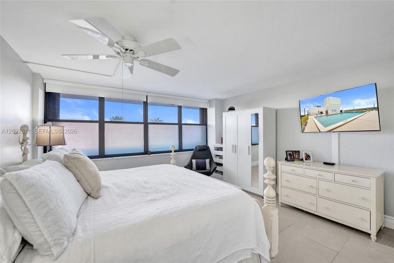 936 Intracoastal Dr , Unit 4F, Fort Lauderdale, FL 33304 Photo
