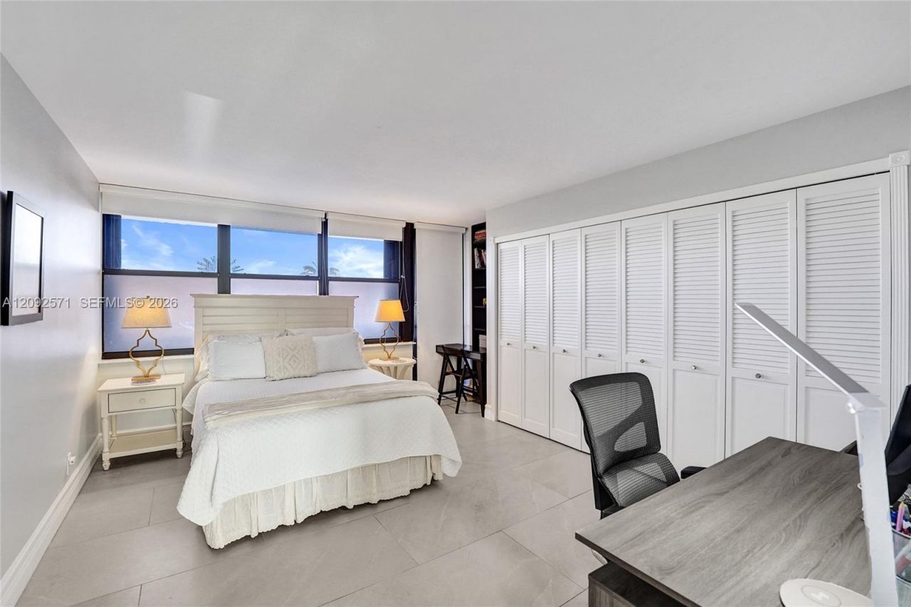 936 Intracoastal Dr , Unit 4F, Fort Lauderdale, FL 33304 Photo