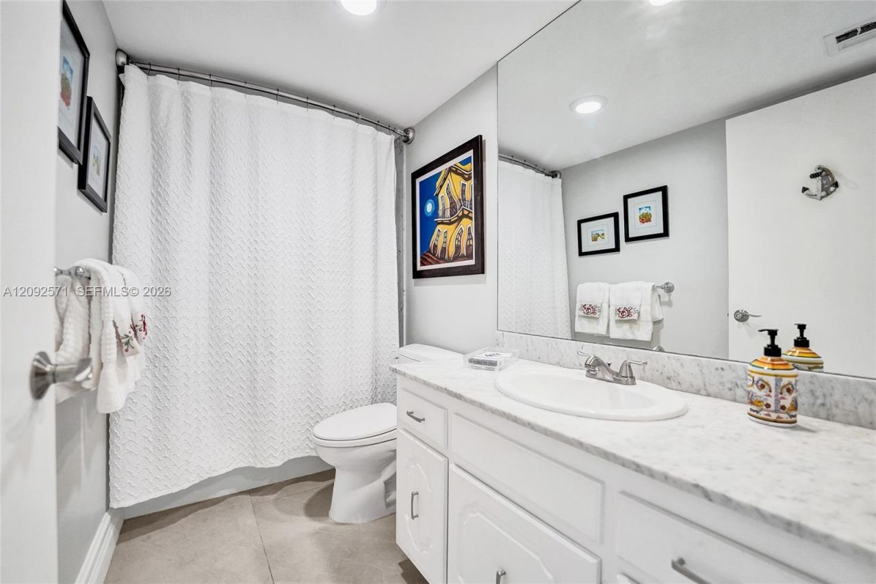 936 Intracoastal Dr , Unit 4F, Fort Lauderdale, FL 33304 Photo
