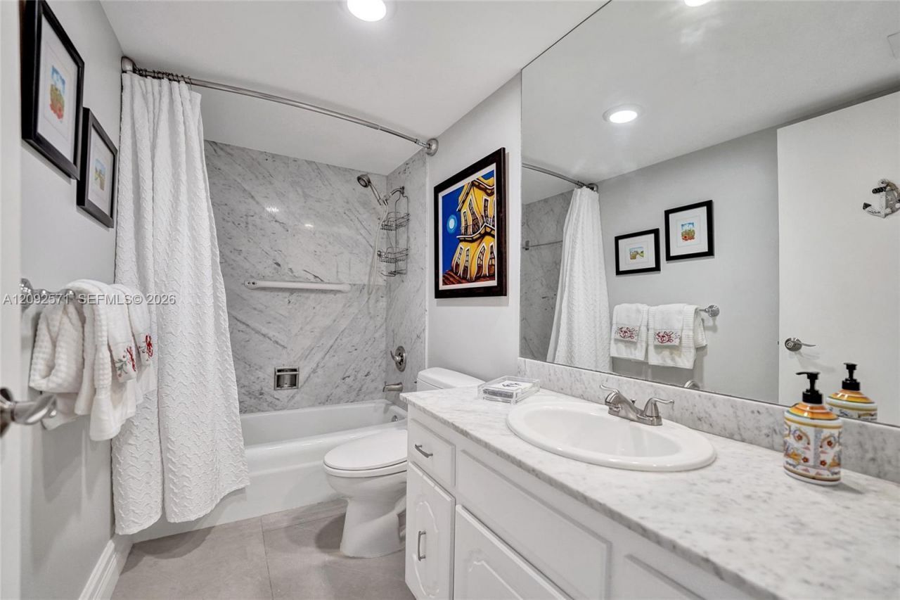 936 Intracoastal Dr , Unit 4F, Fort Lauderdale, FL 33304 Photo
