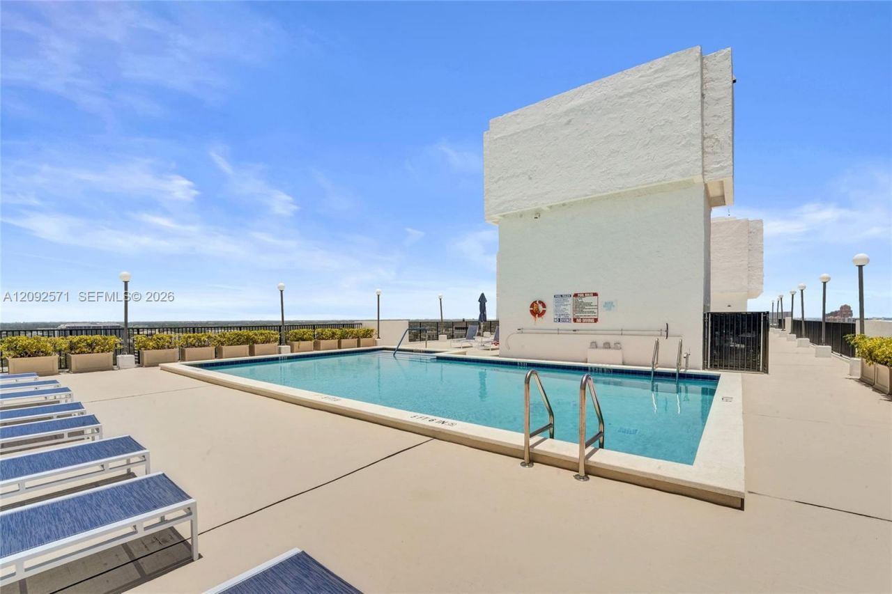 936 Intracoastal Dr , Unit 4F, Fort Lauderdale, FL 33304 Photo