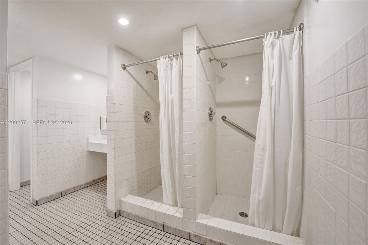 936 Intracoastal Dr , Unit 4F, Fort Lauderdale, FL 33304 Photo