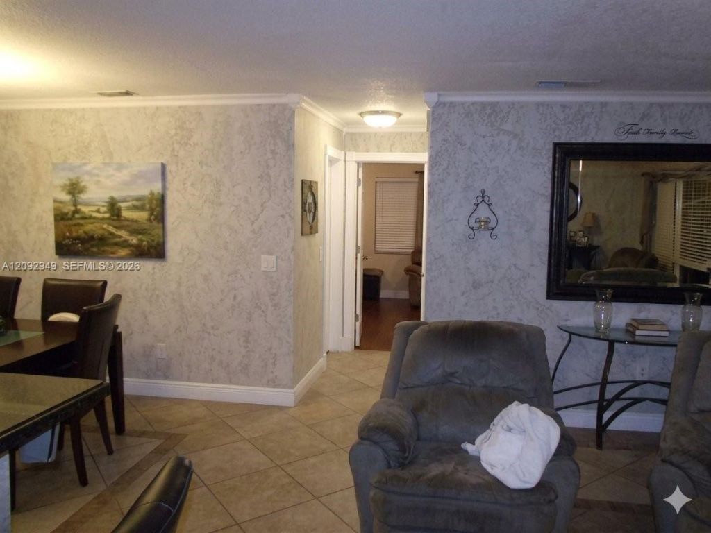 9470 NW 24th St, Sunrise, FL 33322 Photo
