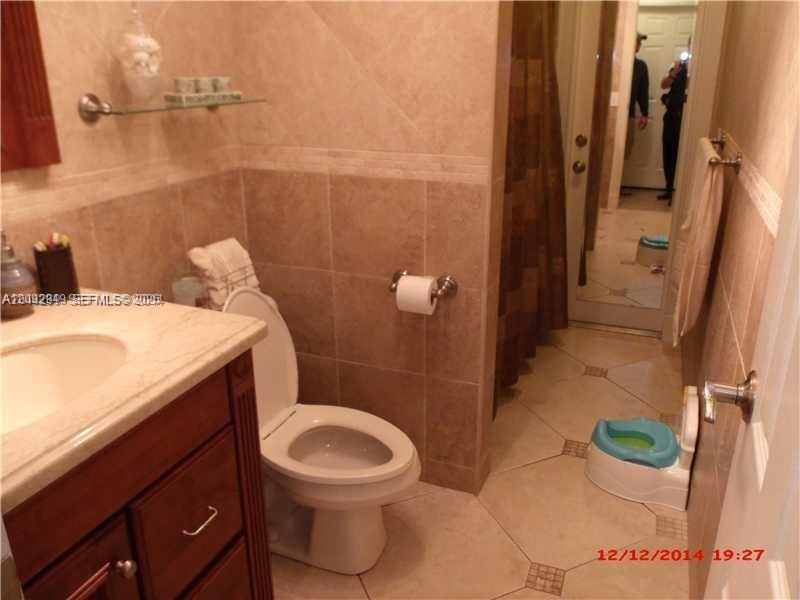 9470 NW 24th St, Sunrise, FL 33322 Photo