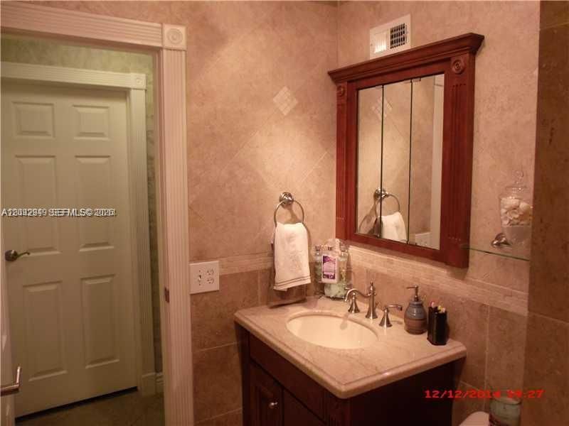 9470 NW 24th St, Sunrise, FL 33322 Photo