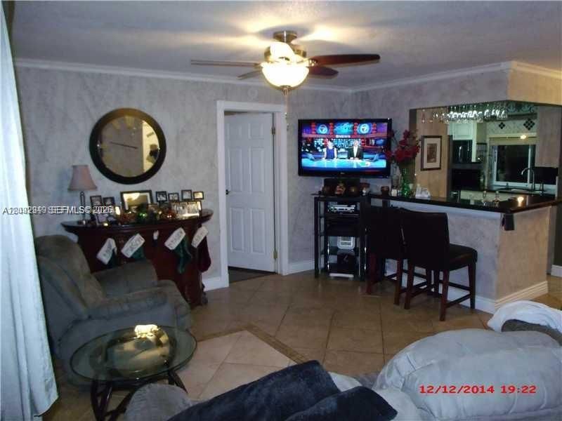 9470 NW 24th St, Sunrise, FL 33322 Photo