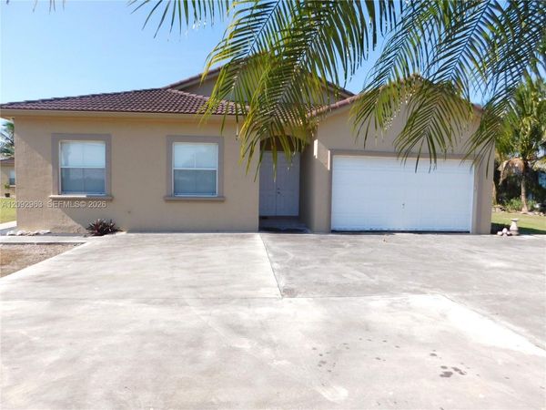 21800 SW 184th Pl , Miami, FL 33170