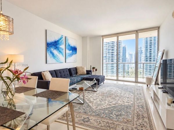 475 Brickell Ave , Unit 3512, Miami, FL 33131