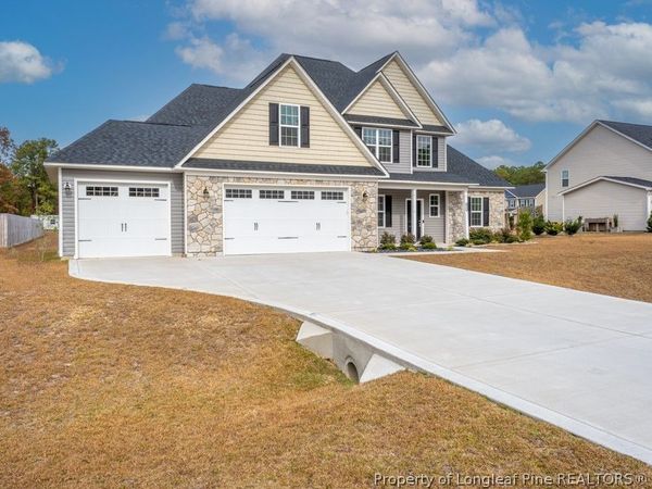 5737 POOH Avenue, Stedman, NC 28391