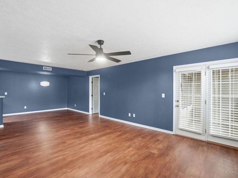 9800 Regatta Drive, Unit 101, Colerain Township, OH 45252 Photo 10