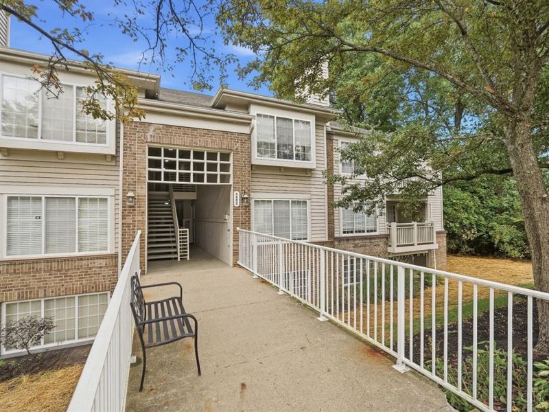 9800 Regatta Drive, Unit 101, Colerain Township, OH 45252 Photo 3