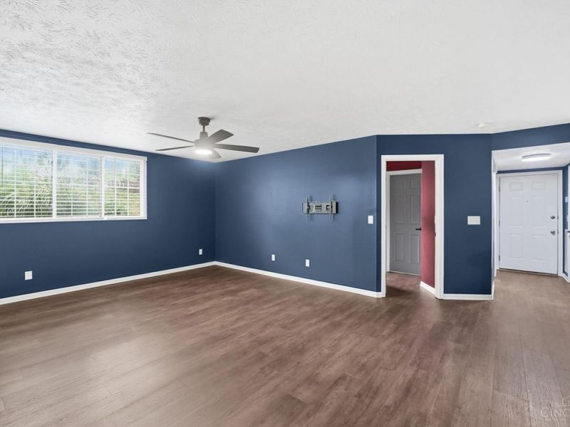 9800 Regatta Drive, Unit 101, Colerain Township, OH 45252 Photo 8