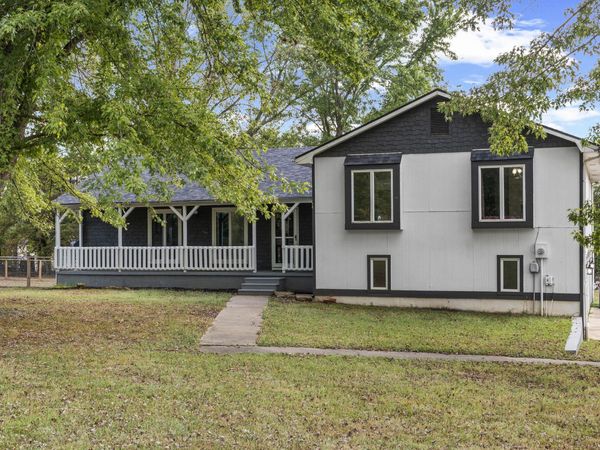 16372 S 1338 Road, Nevada, MO 64772