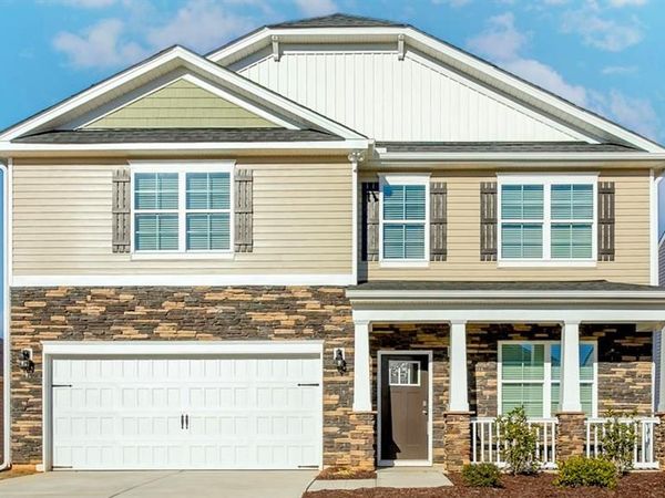 2712 Luxborough Lane, Mebane, NC 27302