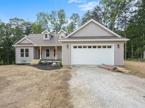 142 Creekview Court, Jamestown, TN 38556