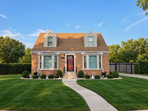 5659 N Olcott Avenue , Chicago, IL 60631
