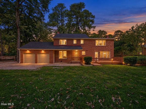 2207 Stallings Drive, Kinston, NC 28504